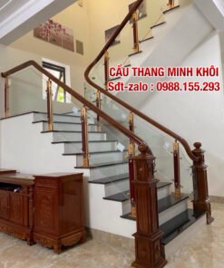 CẦU THANG KÍNH CƯỜNG LỰC ĐẸP . CẦU THANG KÍNH TAY VỊN GỖ TẠI HÀ NỘI