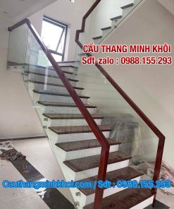 CẦU THANG KÍNH TAY VỊN GỖ . MẪU CẦU THANG KÍNH ĐẸP TẠI HÀ NỘI