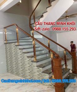 MẪU CẦU THANG KÍNH TAY VỊN GỖ . CẦU THANG KÍNH ĐẸP HIỆN ĐẠI