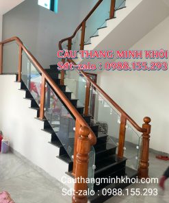 CẦU THANG LAN CAN KÍNH GỖ ĐẸP . CẦU THANG KÍNH CƯỜNG LỰC TẠI HÀ NỘI